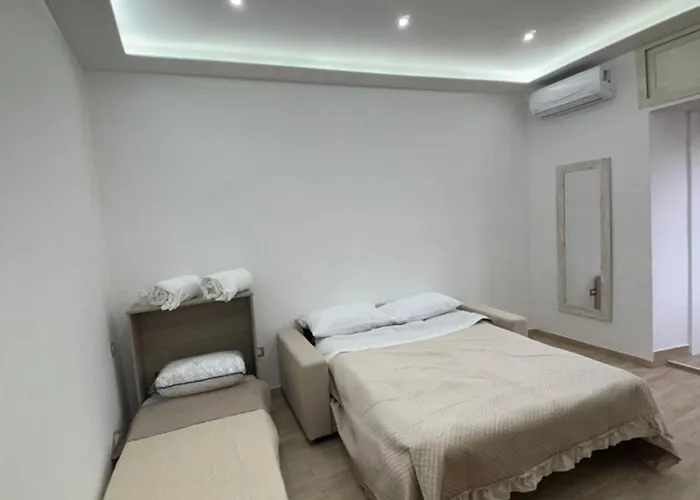 House Carmen Naples